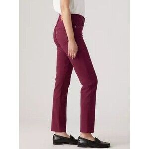 Levi’s Classic Straight Fit Jeans Burgundy Red Size 14 NWT WINE